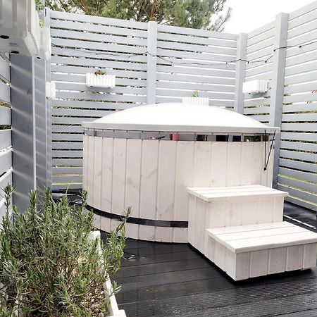 Caloroczny Domek W Nadolu Z Jacuzzi Na Tarasie Nadole  Eksteriør bilde