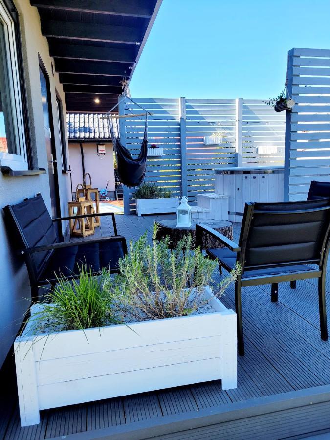 Caloroczny Domek W Nadolu Z Jacuzzi Na Tarasie Nadole  Eksteriør bilde
